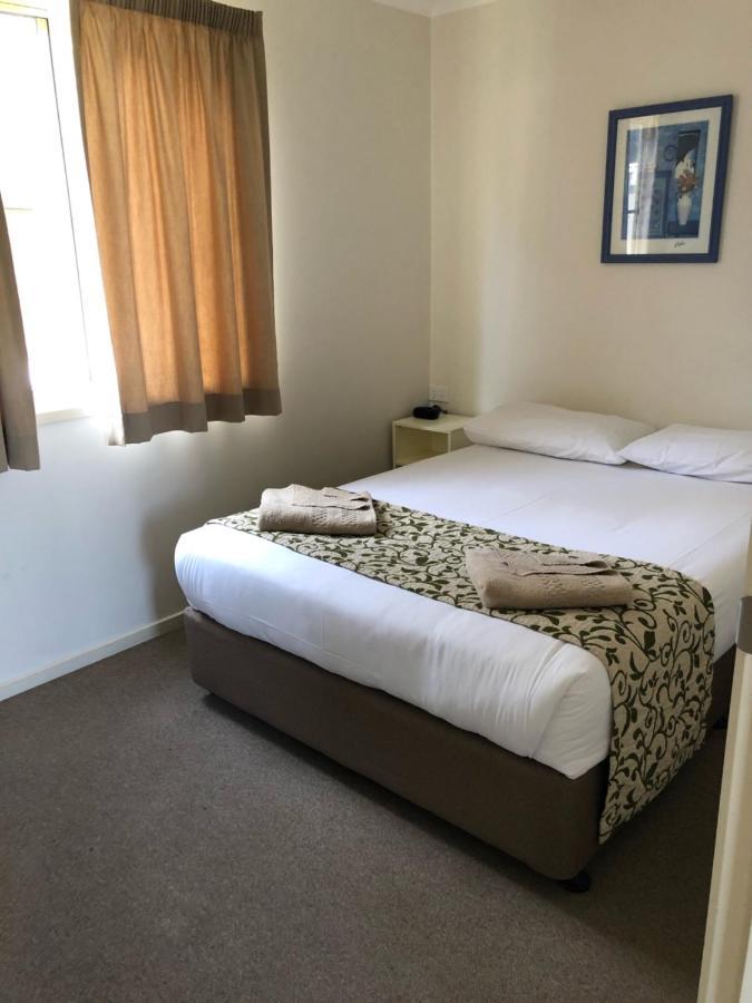 Australian Motor Home Tourist Park Twelve Mile Creek Karuah 外观 照片