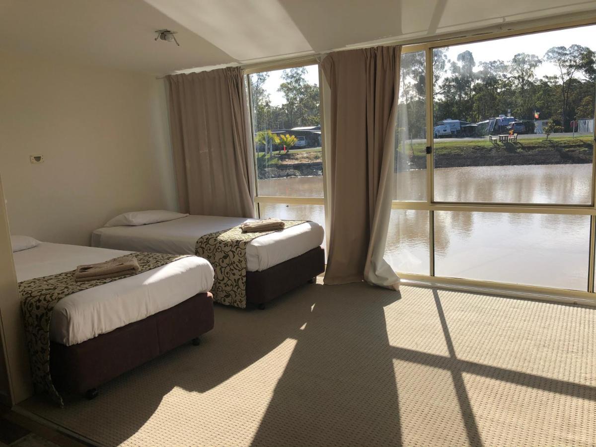 Australian Motor Home Tourist Park Twelve Mile Creek Karuah 外观 照片